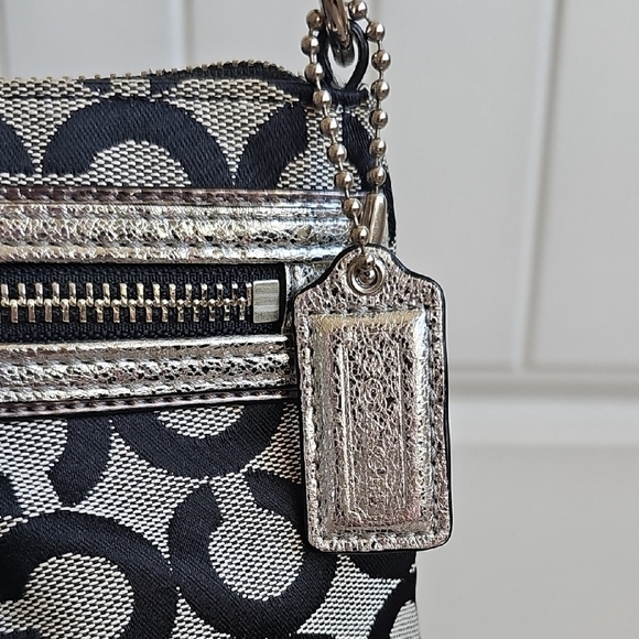 Coach Poppy Black and Silver Patterned Crossbody Bag With Adjustable Strap - Picture 4 of 12
